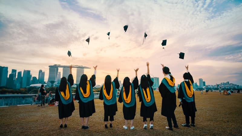 So sánh ĐH FPT và ĐH Bách Khoa: Trường nào phù hợp với bạn?